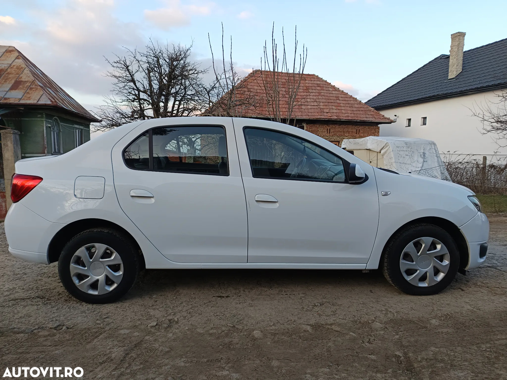 Dacia Logan - 6