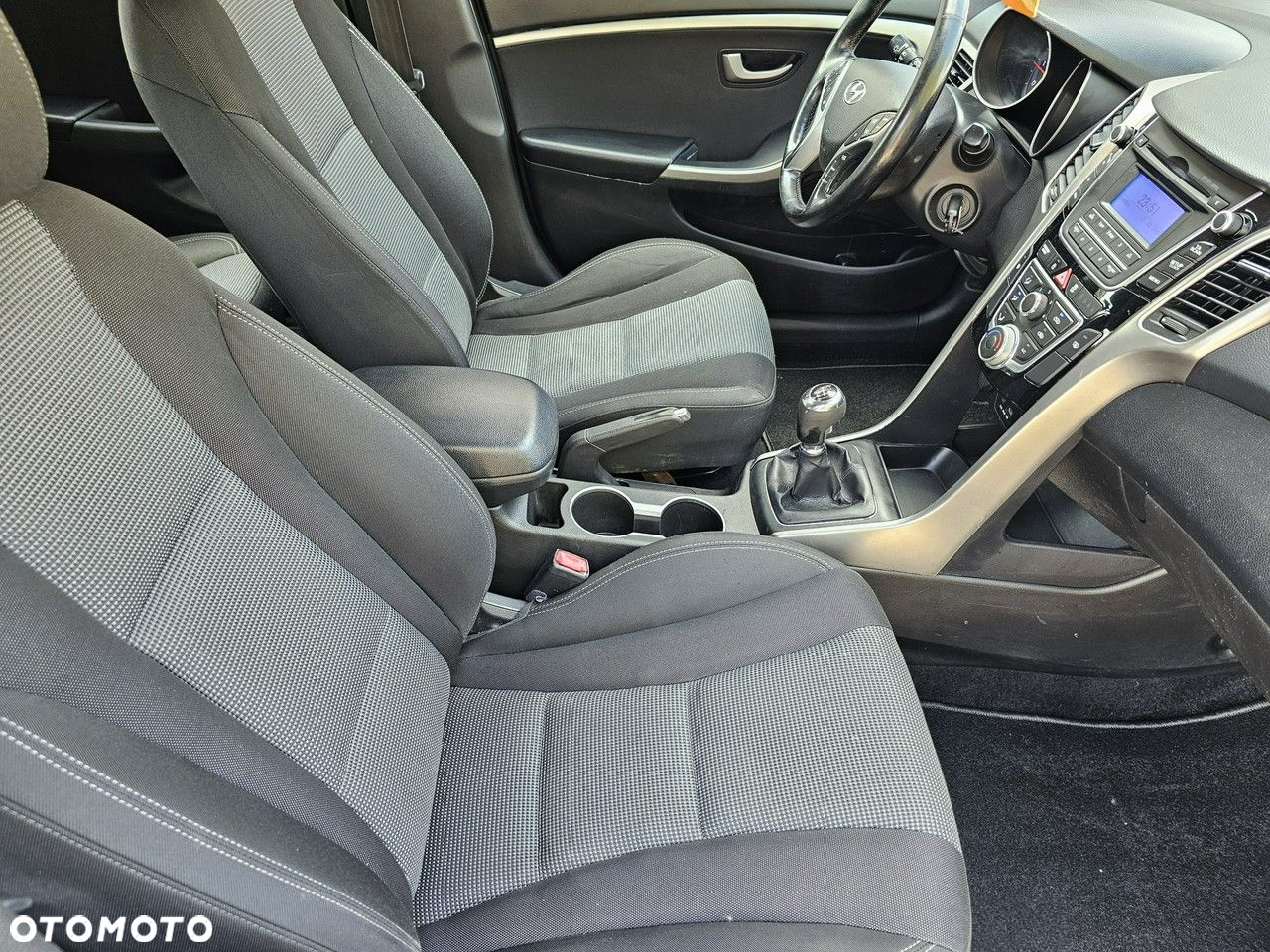 Hyundai i30 1.6 CRDi BlueDrive Comfort - 9