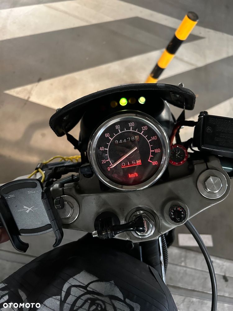 Yamaha XJ - 2