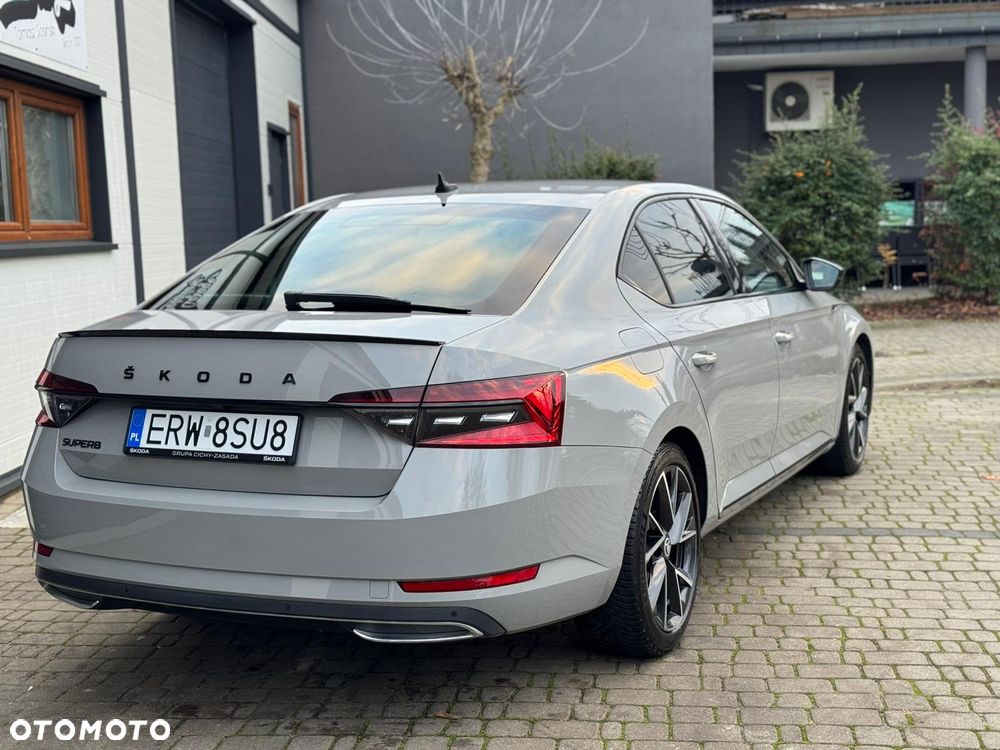 Skoda Superb 2.0 TDI SCR Sportline DSG - 7