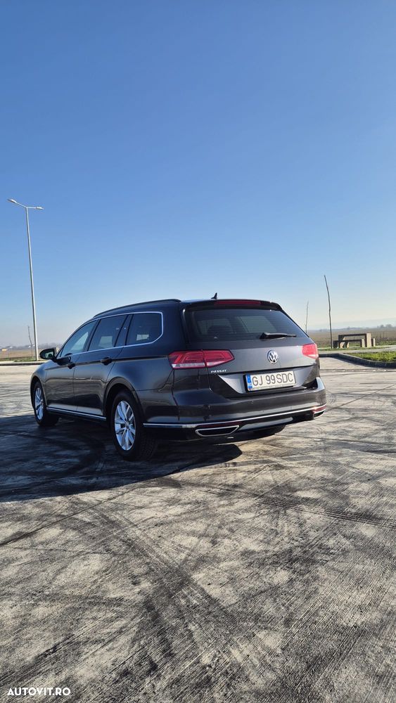 Volkswagen Passat 2.0 TDI DSG Comfortline - 4