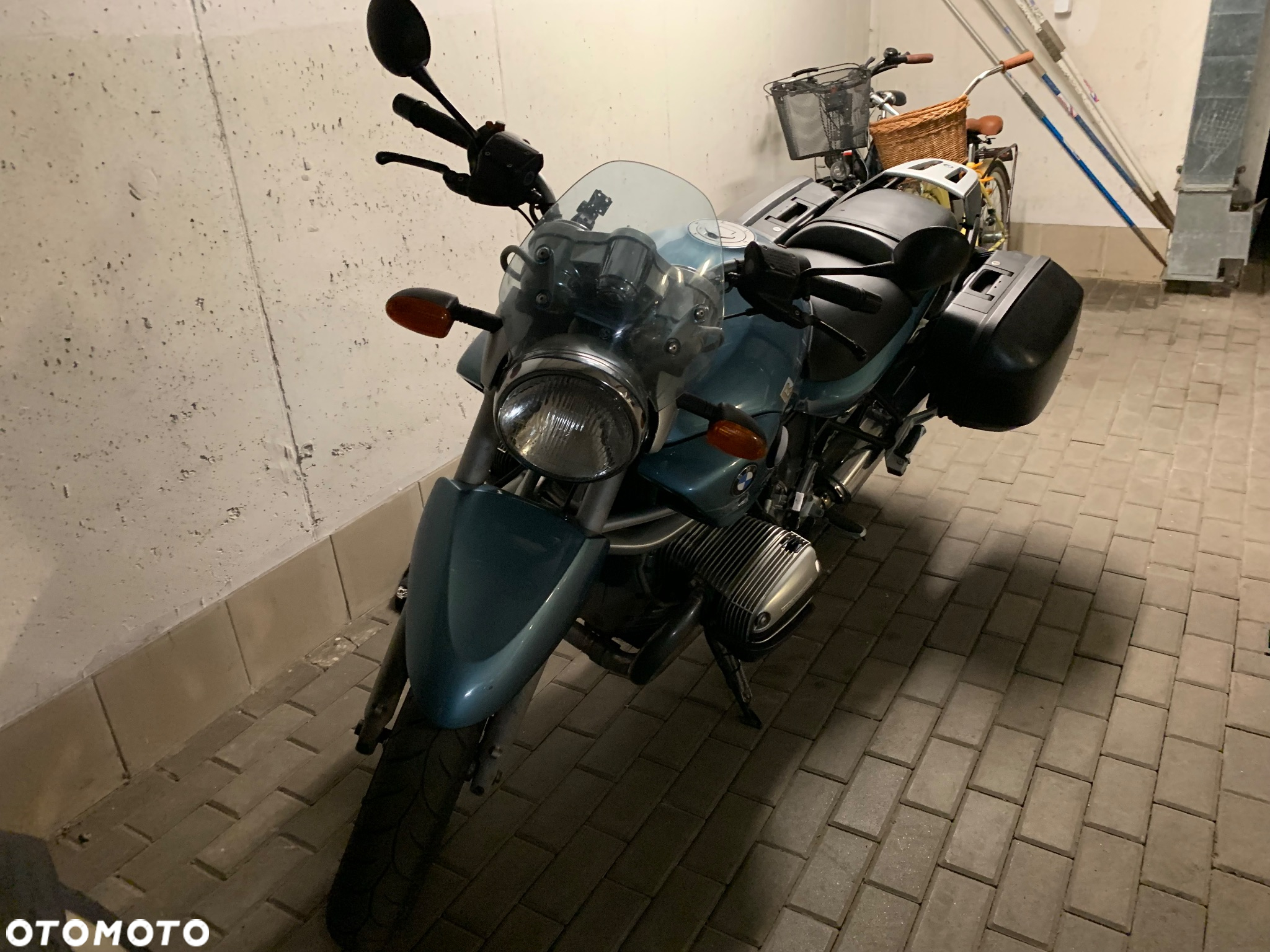 BMW R - 2