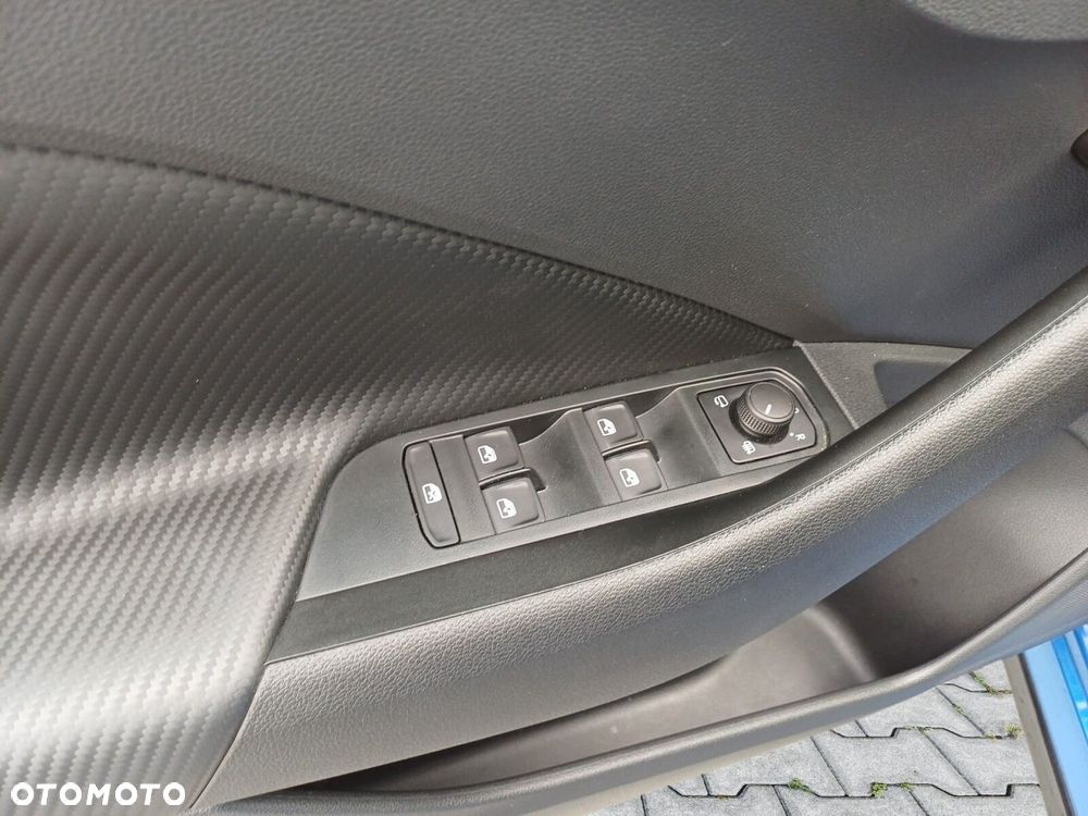 Skoda Kamiq 1.0 TSI Monte Carlo DSG - 24