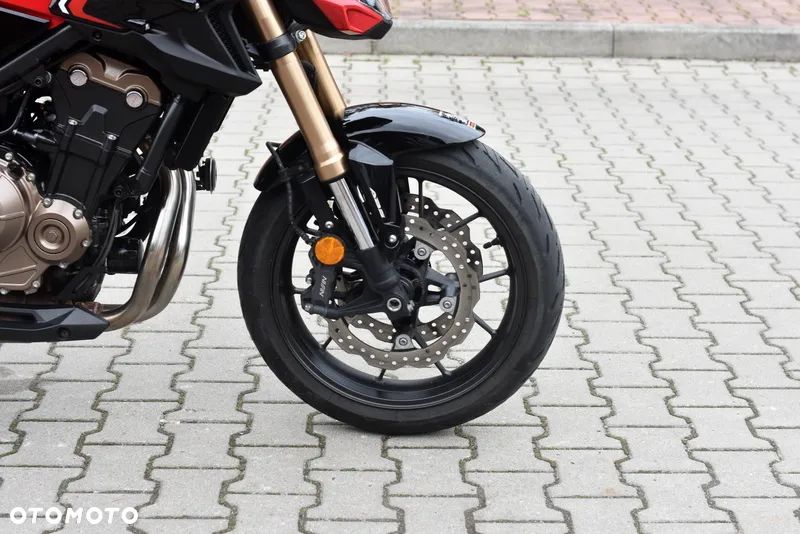 Honda CB - 8