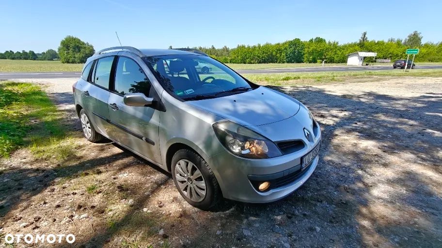 Renault Clio 1.2 TCE Authentique - 1