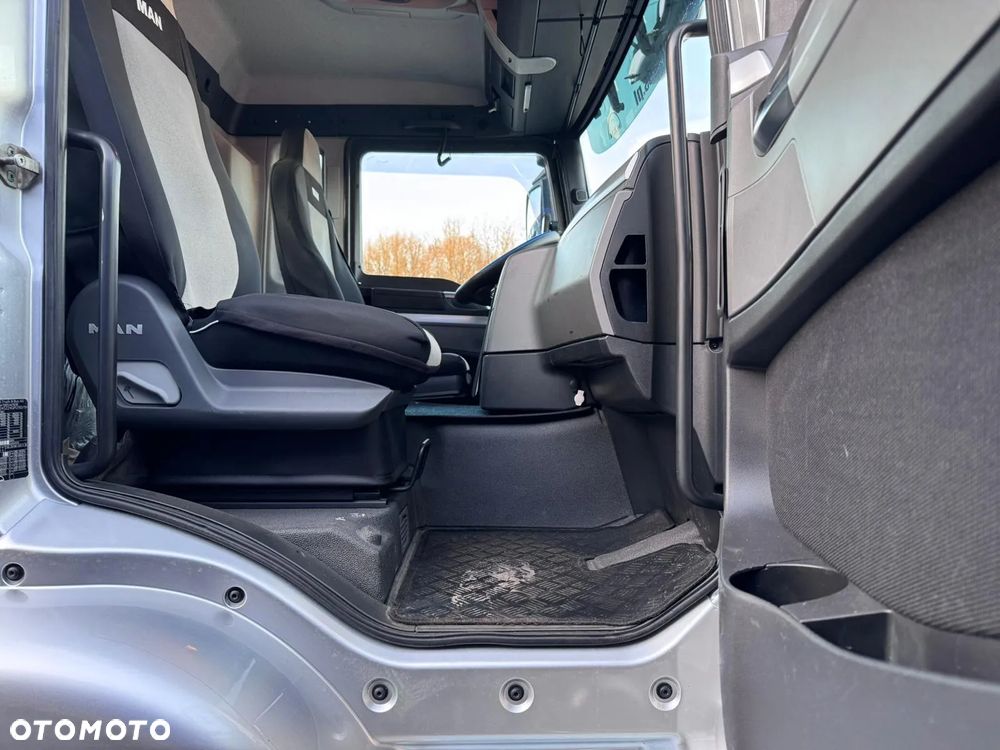 MAN TGS 26.460 LL MEILLER AK 16 6x2 EURO6 - 15