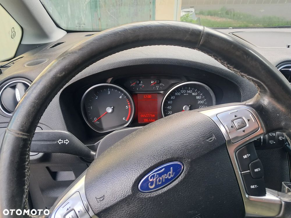Ford Galaxy 2.0 TDCi Ghia - 10
