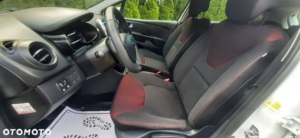 Renault Clio - 36