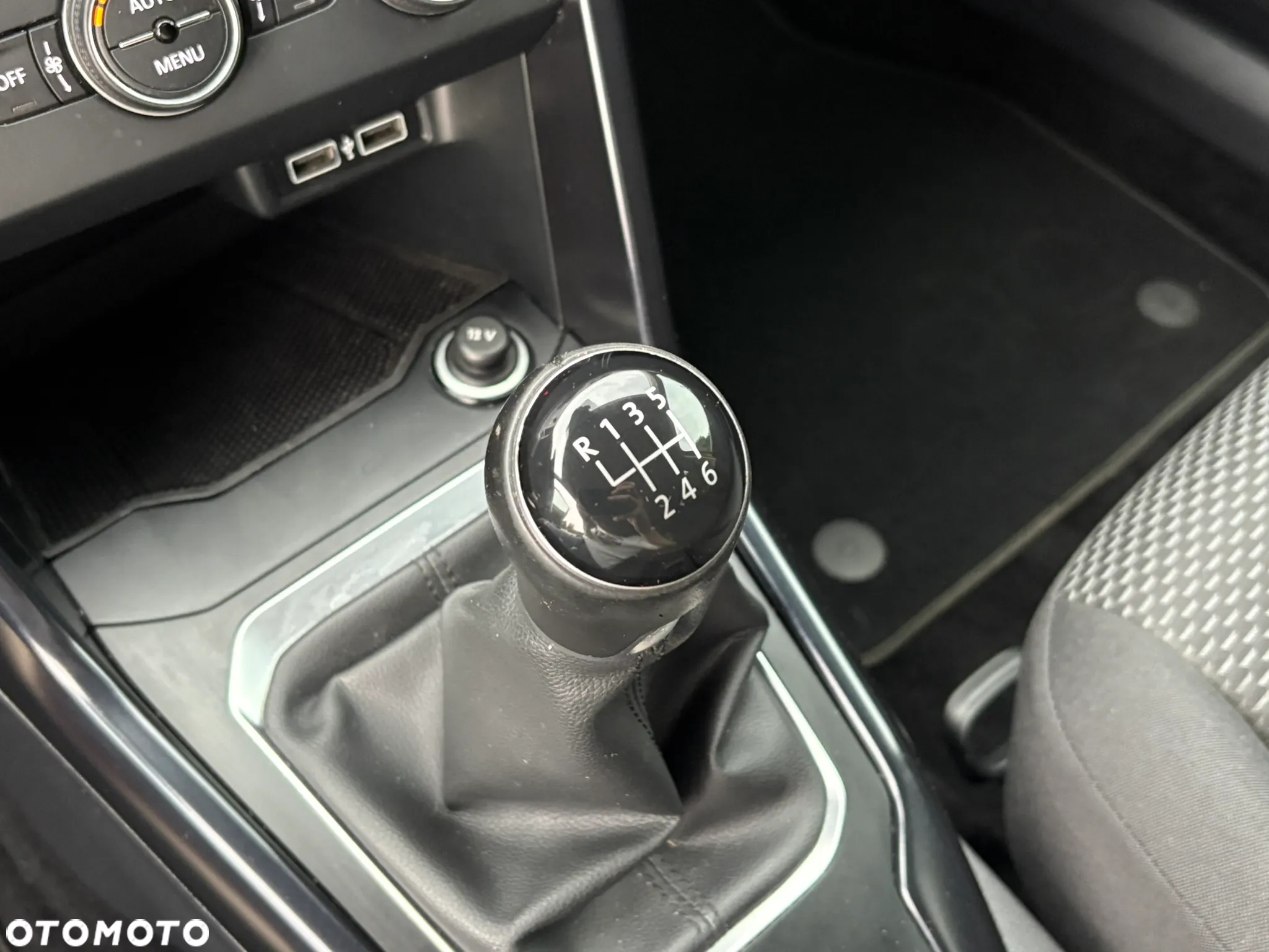 Volkswagen T-Roc 1.6 TDI SCR DPF - 23
