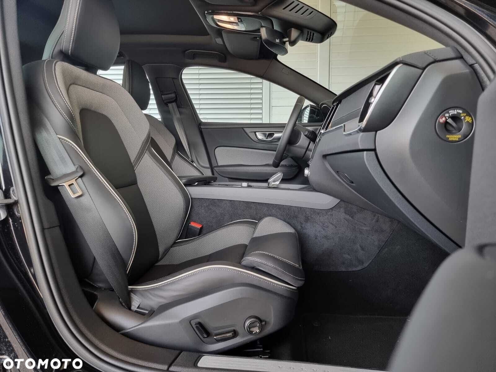 Volvo S60 - 22
