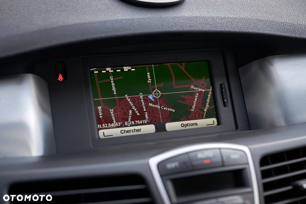 Renault Laguna 3.5 V6 Initiale - 34