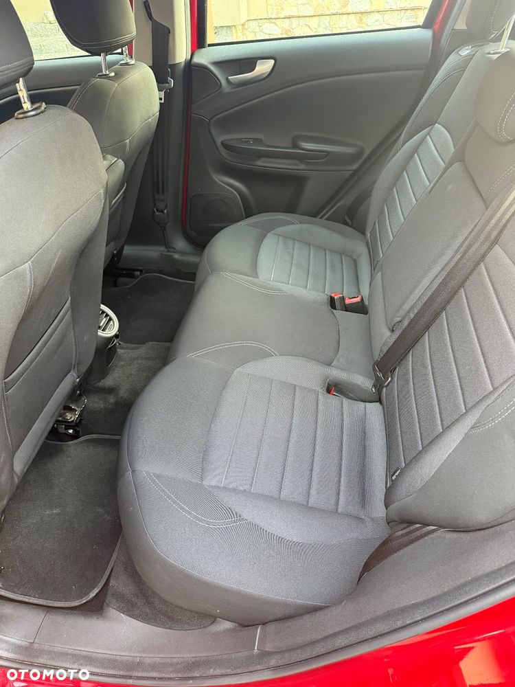 Alfa Romeo Giulietta ver-1-4-tb-multiair - 11