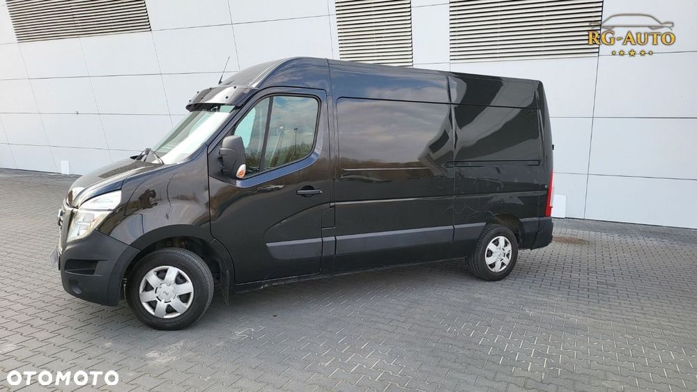 Nissan NV400 - 14