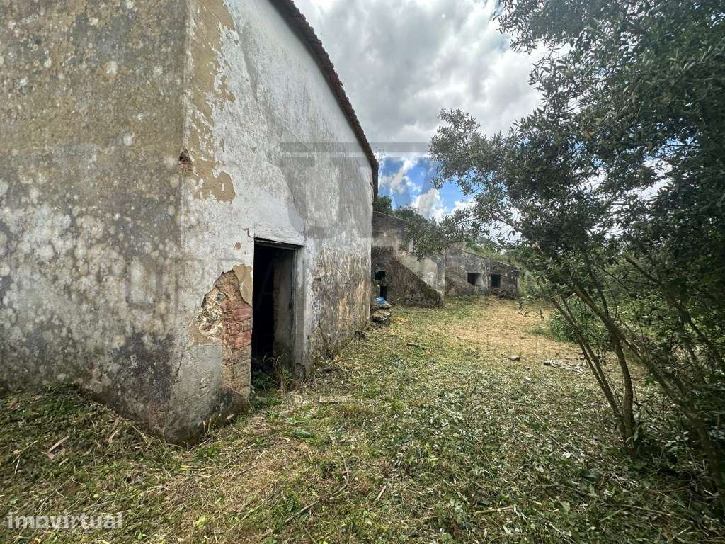 Moradia em Ruína P/Recuperar, Lousa - Loures, 178 m2 - Grande imagem: 3/29