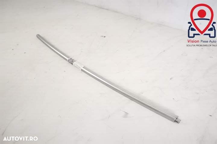 Ornament Central Fusta Spoiler Bara Fata Original In Stare Buna Land R - 3