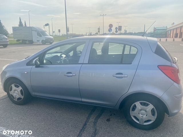 Opel Corsa 1.2 16V Enjoy - 3