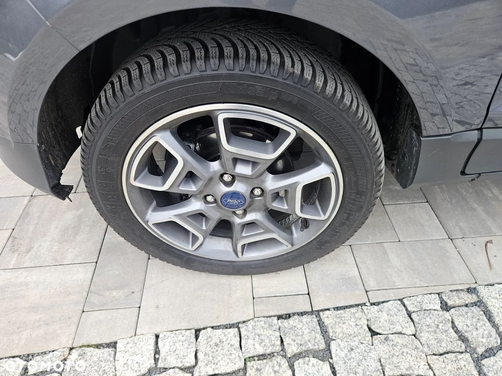 Ford EcoSport - 25