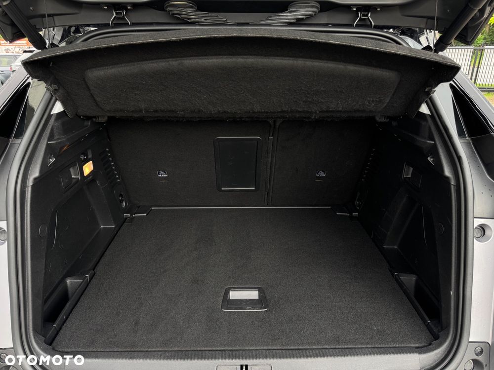 Peugeot 3008 1.6 PureTech GPF Allure S&S EAT8 - 22