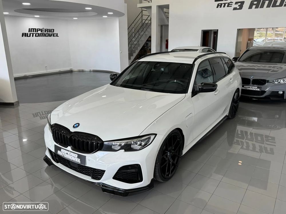 BMW 330 e Touring Pack M Auto - 3
