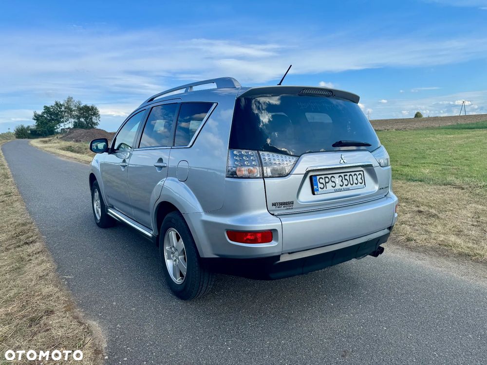 Mitsubishi Outlander 2.2 DI-D 4WD Invite - 7