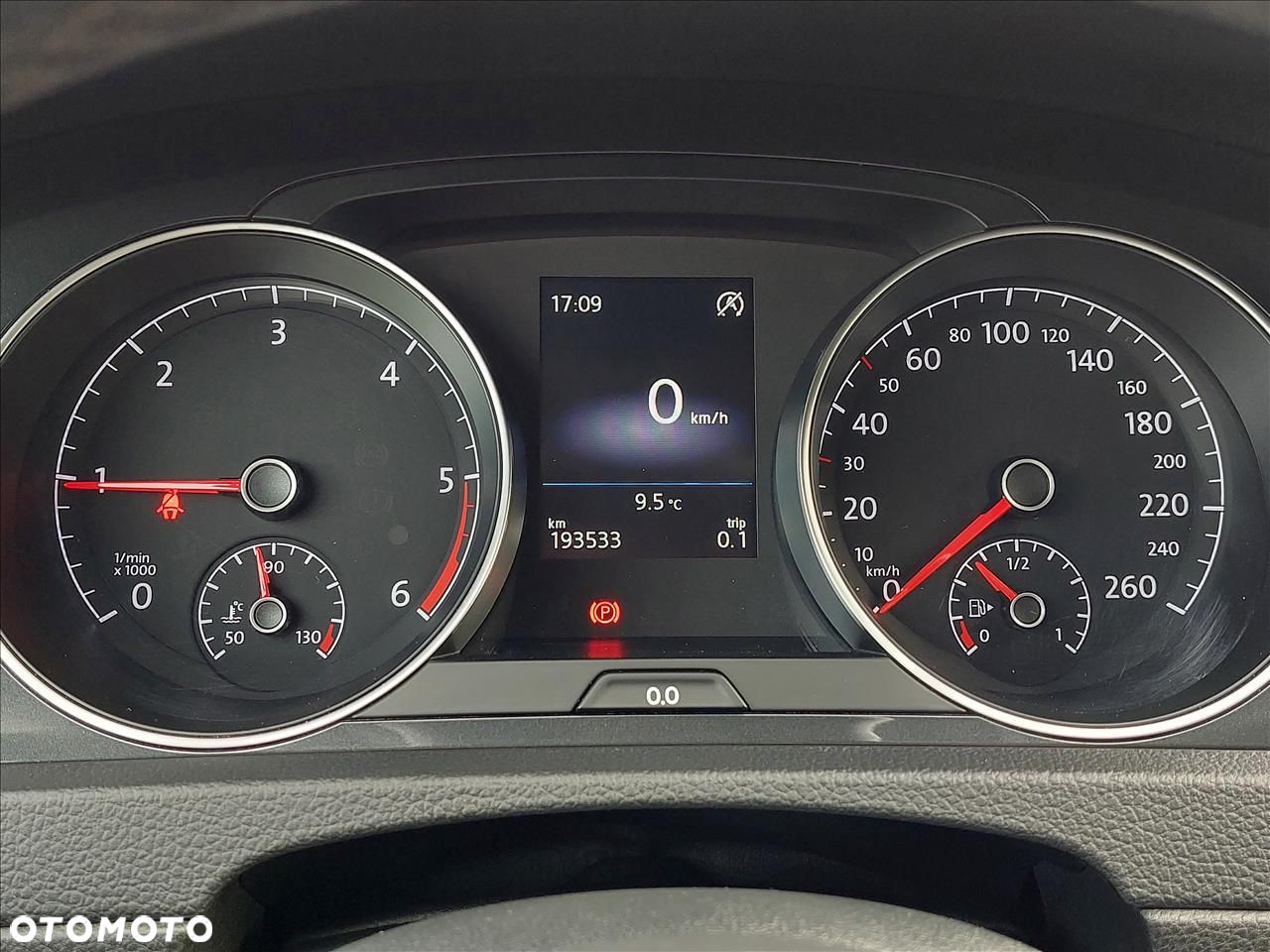 Volkswagen Golf VII 1.6 TDI BMT Comfortline - 14