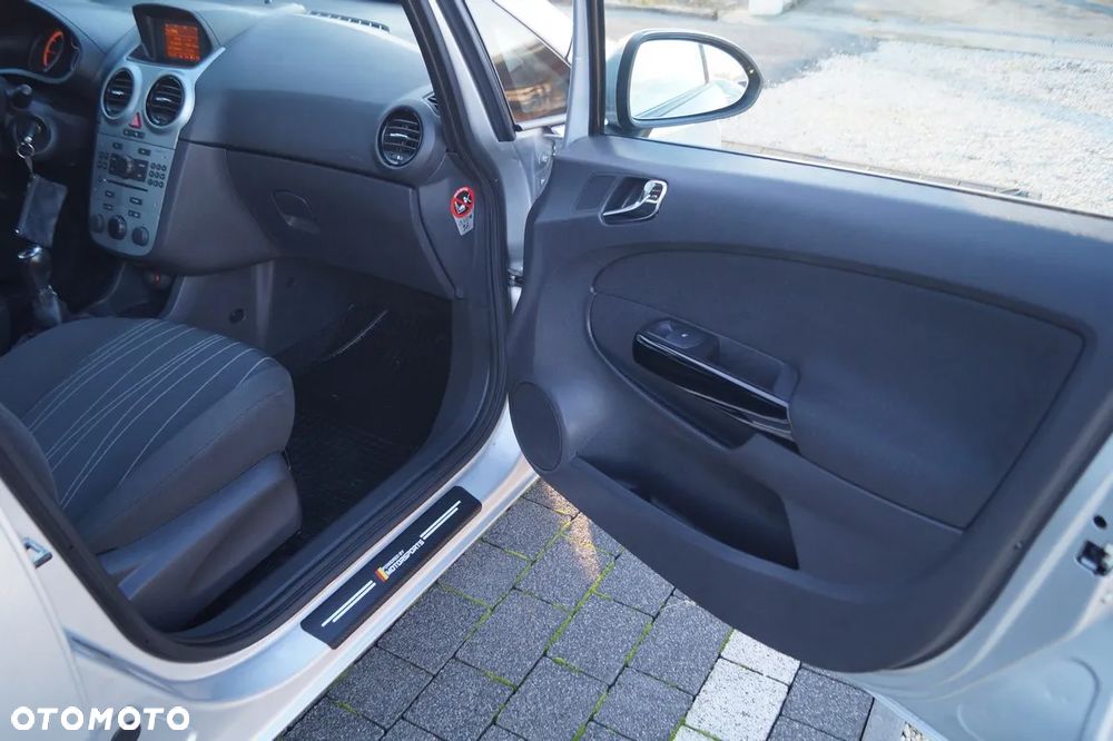 Opel Corsa 1.3 CDTI DPF (ecoFLEX) Innovation - 23