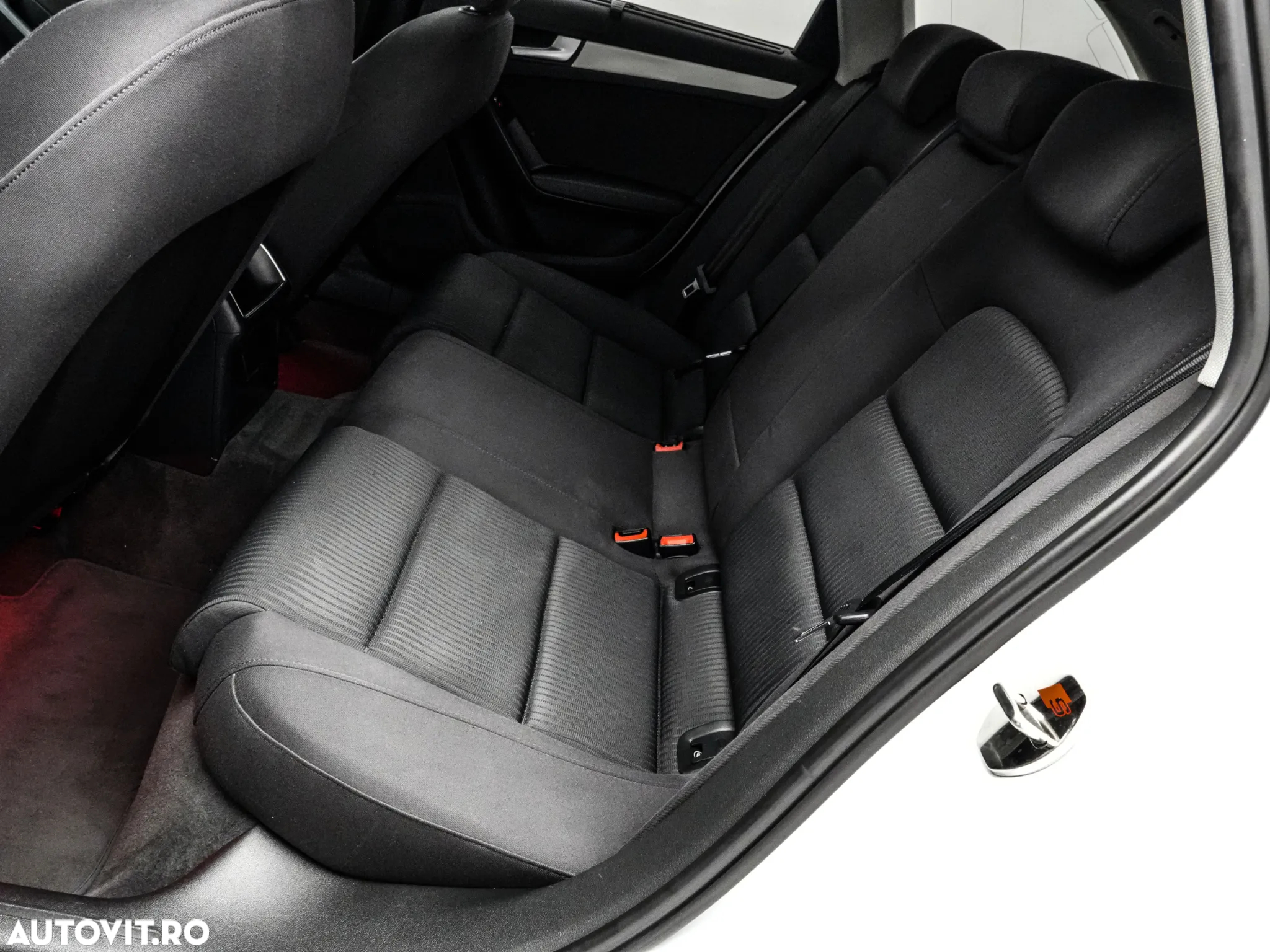 Audi A4 Avant 2.0 TDI quattro Stronic - 13