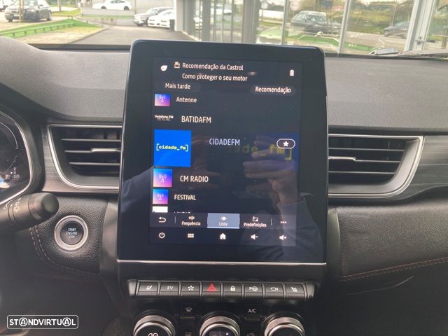 Renault Captur E-TECH 160 TECHNO - 26