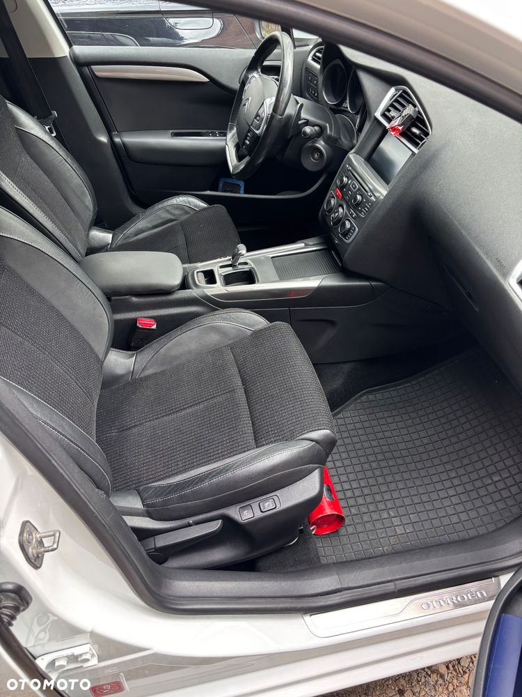 Citroën C4 1.6 e-HDi Exclusive MCP - 16