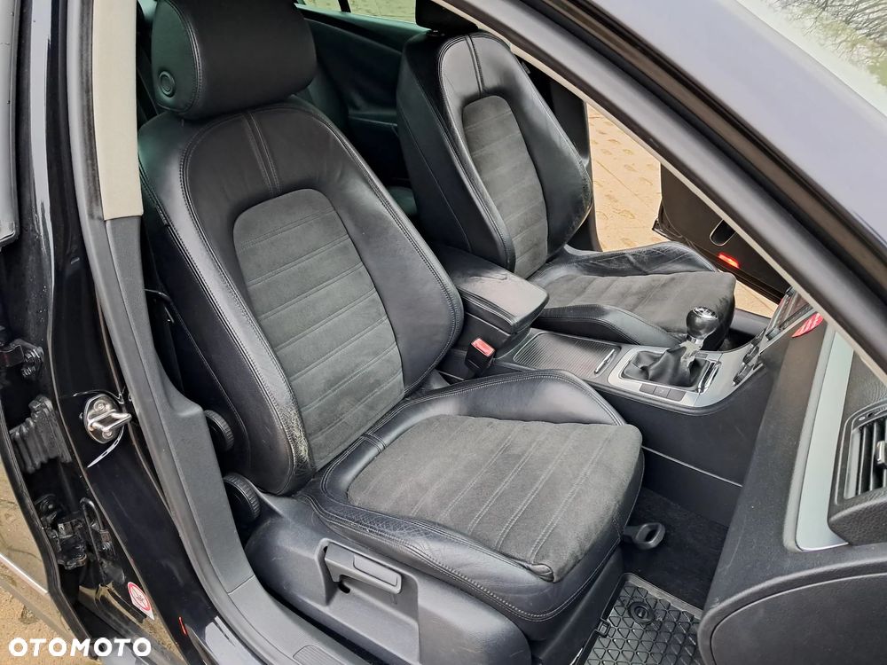 Volkswagen Passat 2.0 FSI Individual Chrom - 9