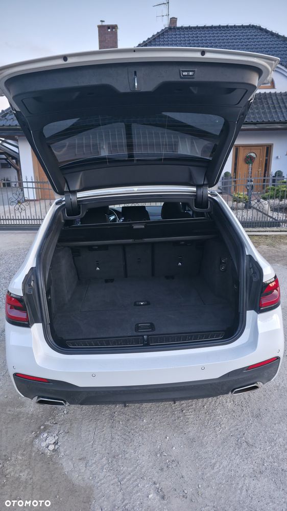 BMW Seria 5 520d xDrive mHEV M Sport sport - 7