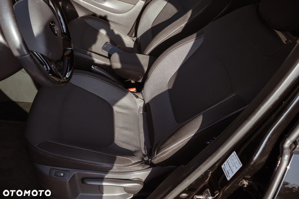 Renault Captur - 15