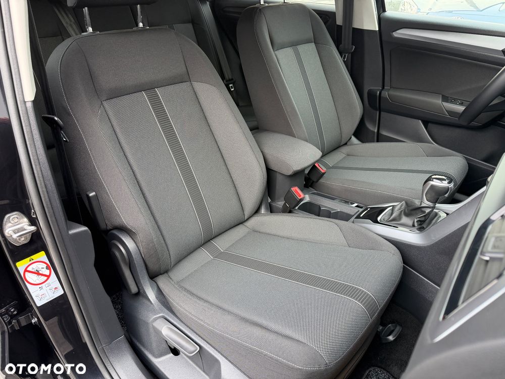 Volkswagen T-Roc - 12