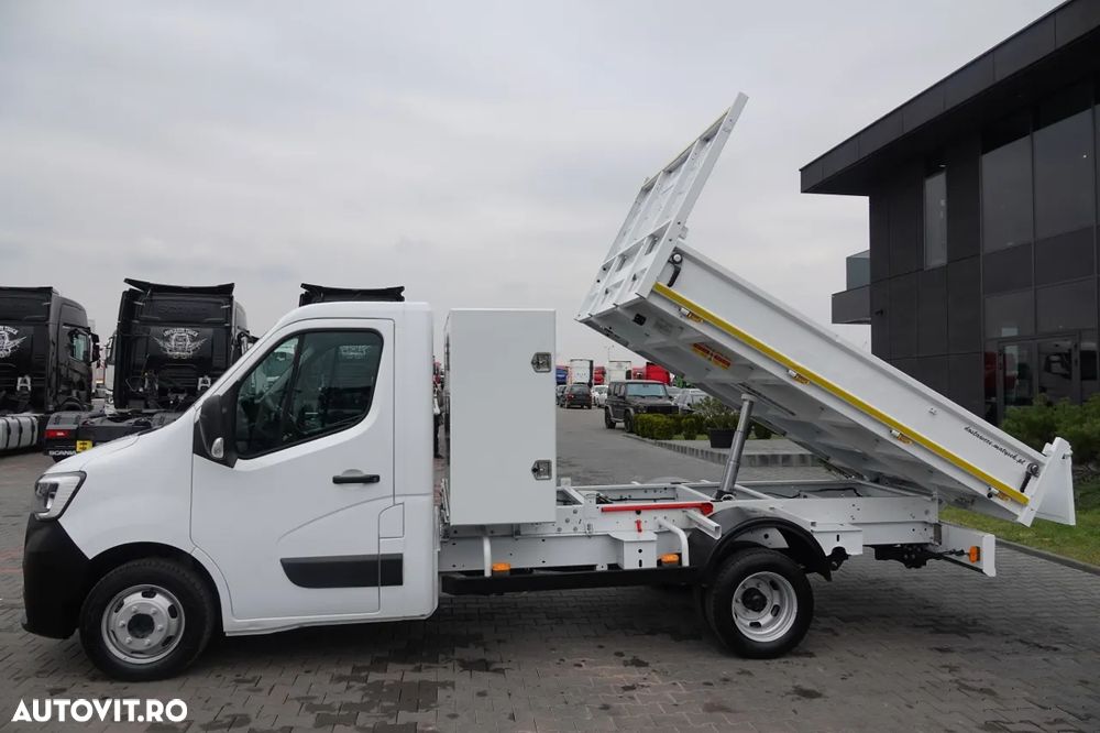 Renault MASTER / TIPPER / TWIN / MANUAL / 3 SEATS / - 4
