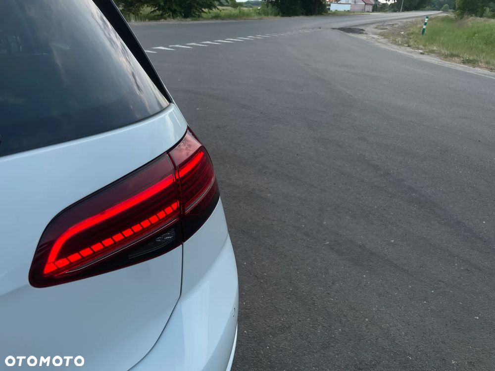 Volkswagen Golf - 21