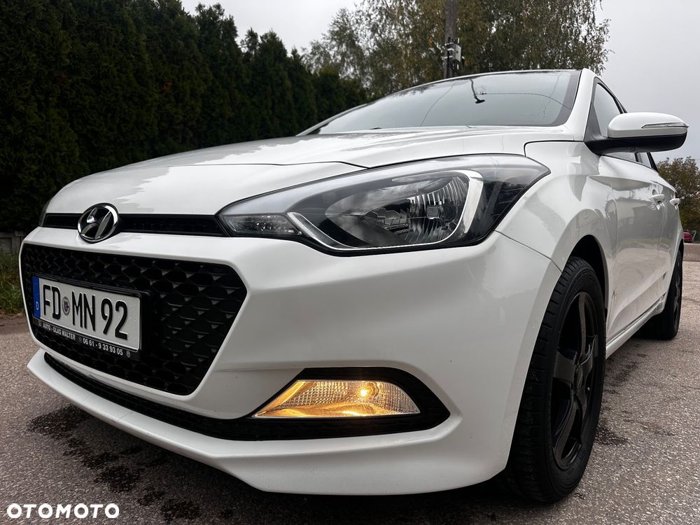 Hyundai i20 1.25 Comfort - 11