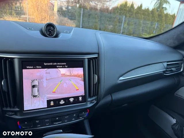 Maserati Levante Trofeo - 6