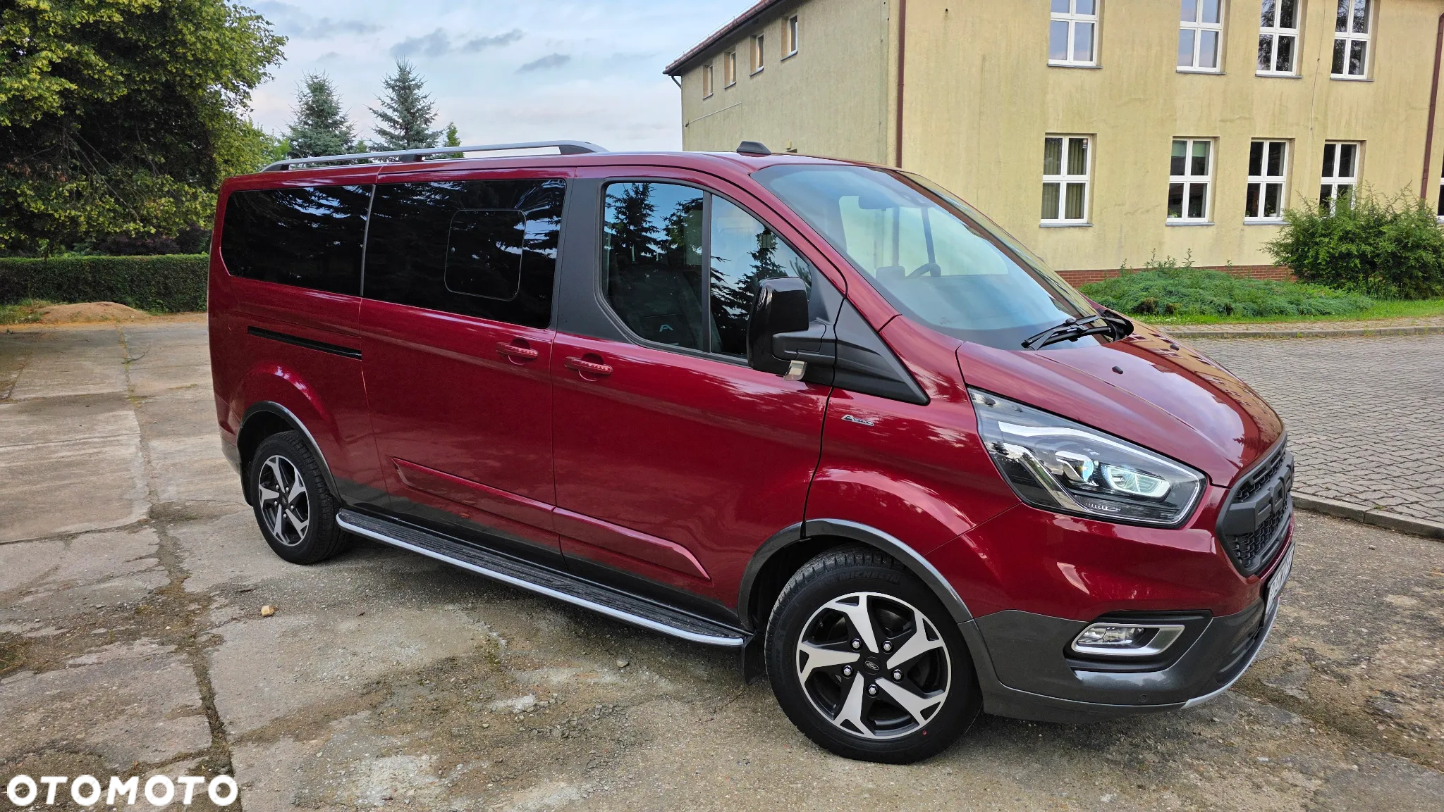 Ford Tourneo Custom 2.0 EcoBlue L2 Active SelectShift - 2