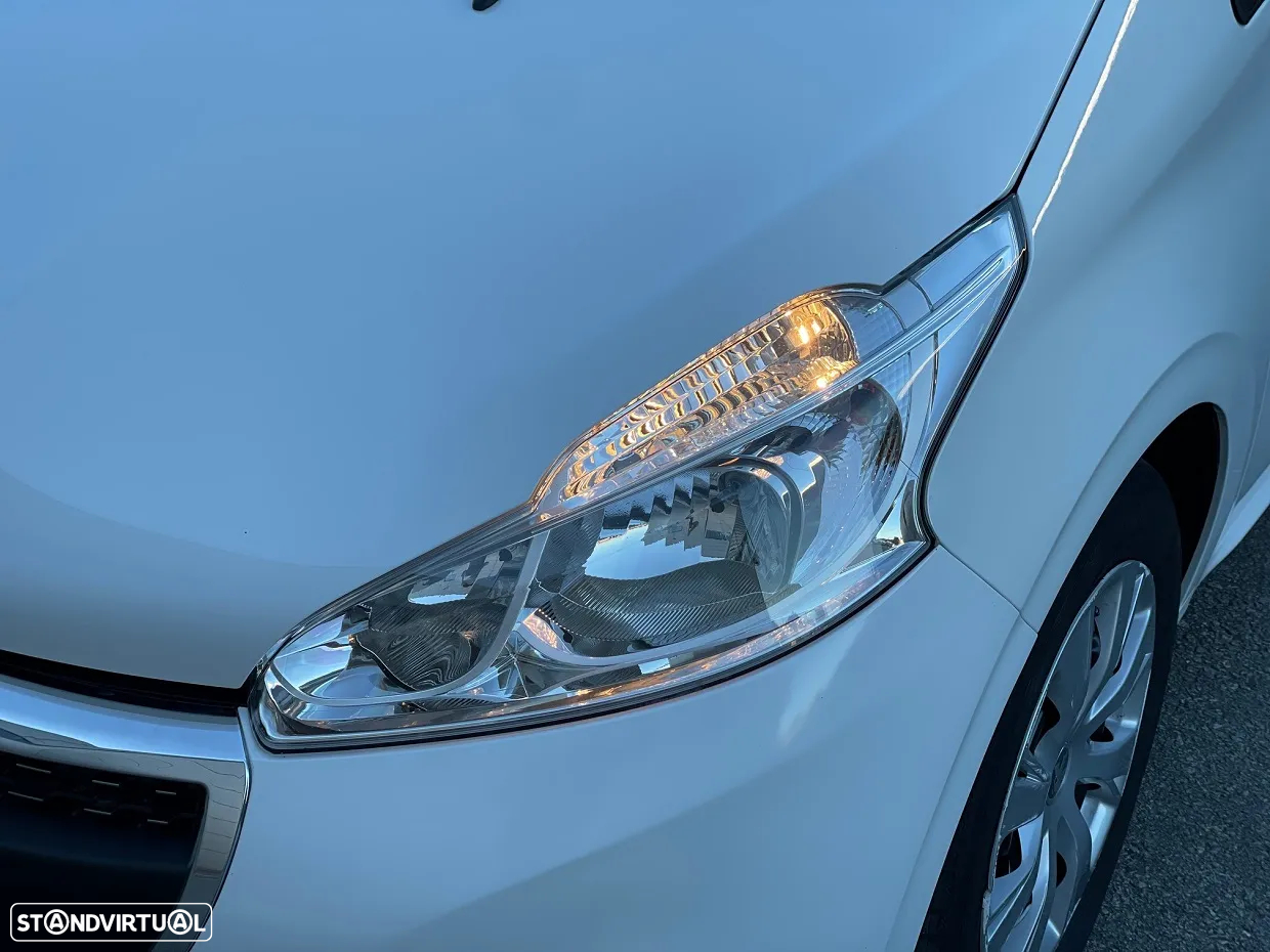 Peugeot 208 1.5 BlueHDi Comercial 2L - 4