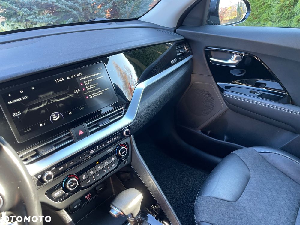 Kia Niro 1.6 GDI Hybrid Business Line - 11