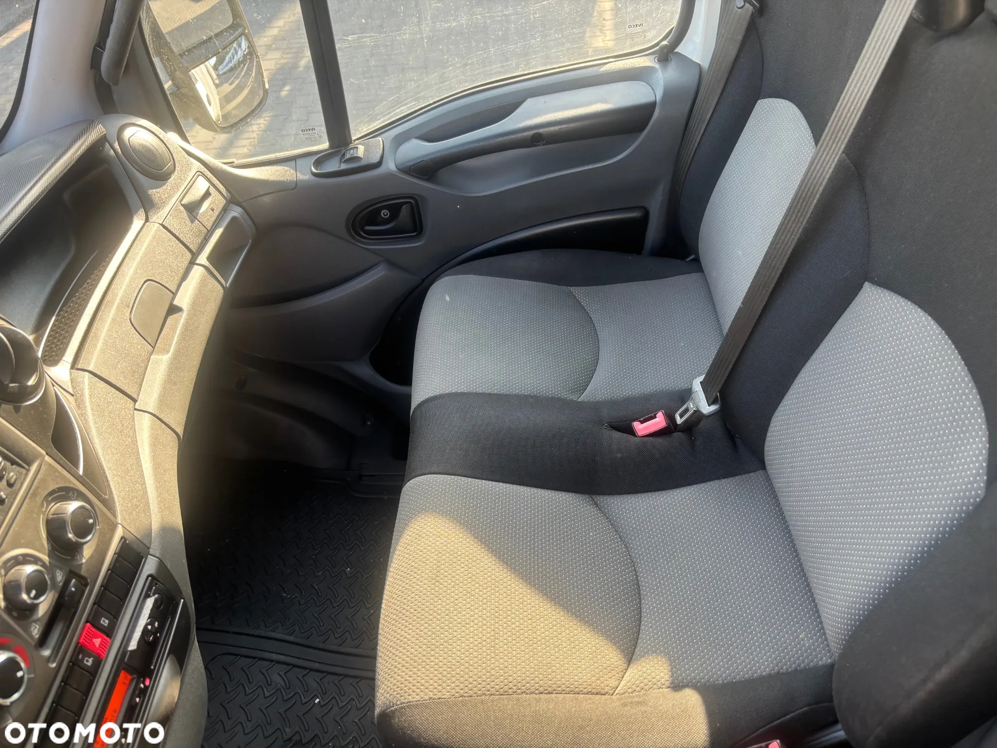 Iveco DAILY 70C17,70C18,70C15,72C18 - 9