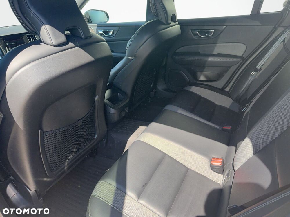 Volvo V60 - 15