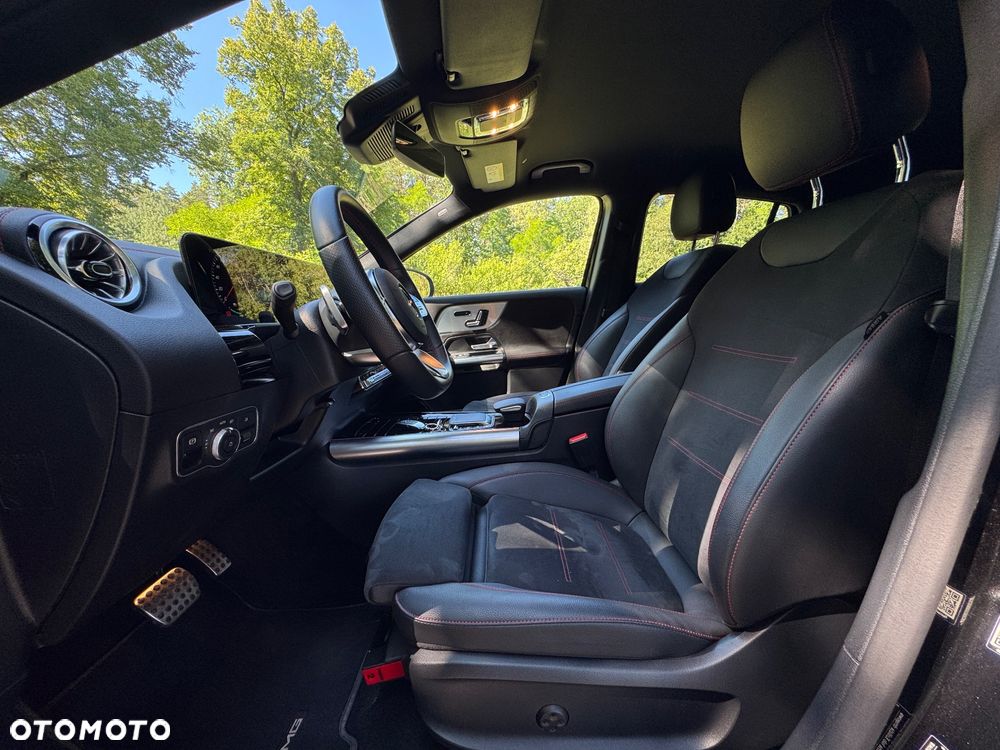 Mercedes-Benz EQA 350 66.5kWh 4-Matic AMG Line - 27
