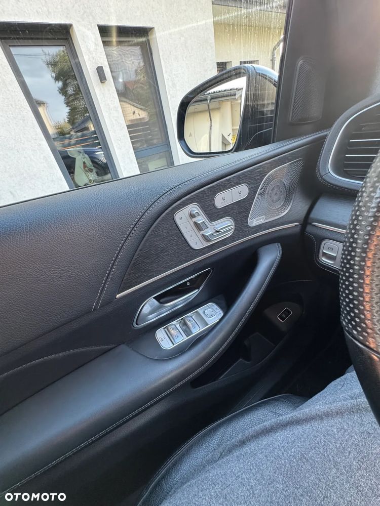 Mercedes-Benz GLE 300 d 4-Matic - 3