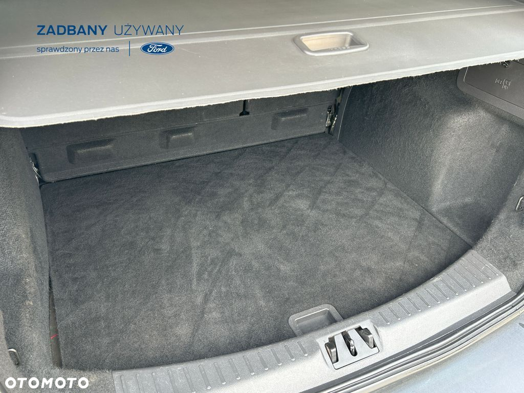 Ford Kuga 2.0 TDCi FWD Edition - 10