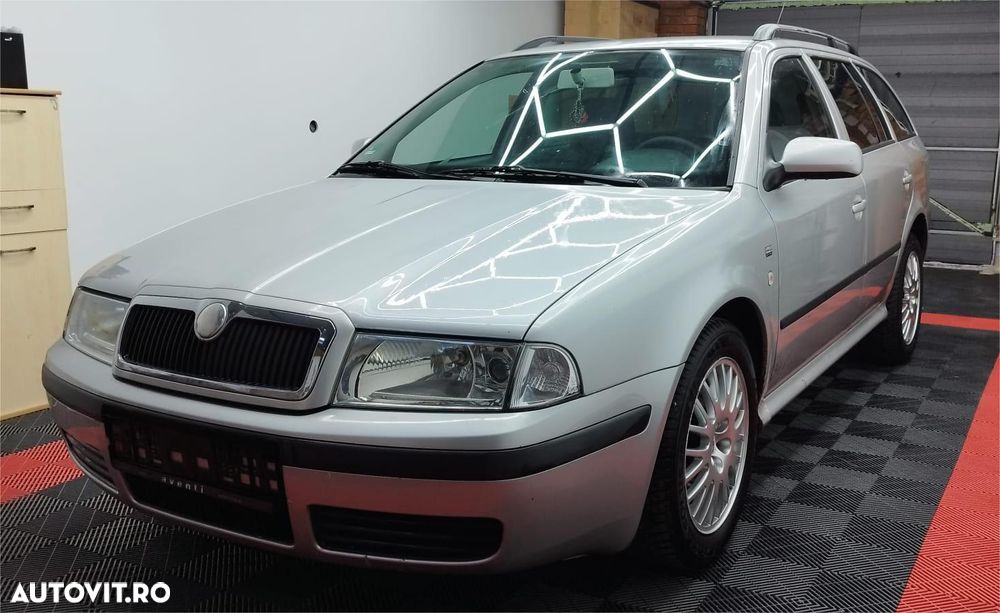 Skoda Octavia Combi 1.6 Elegance - 6