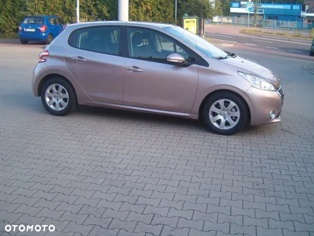Peugeot 208 1.4 VTi Active - 5