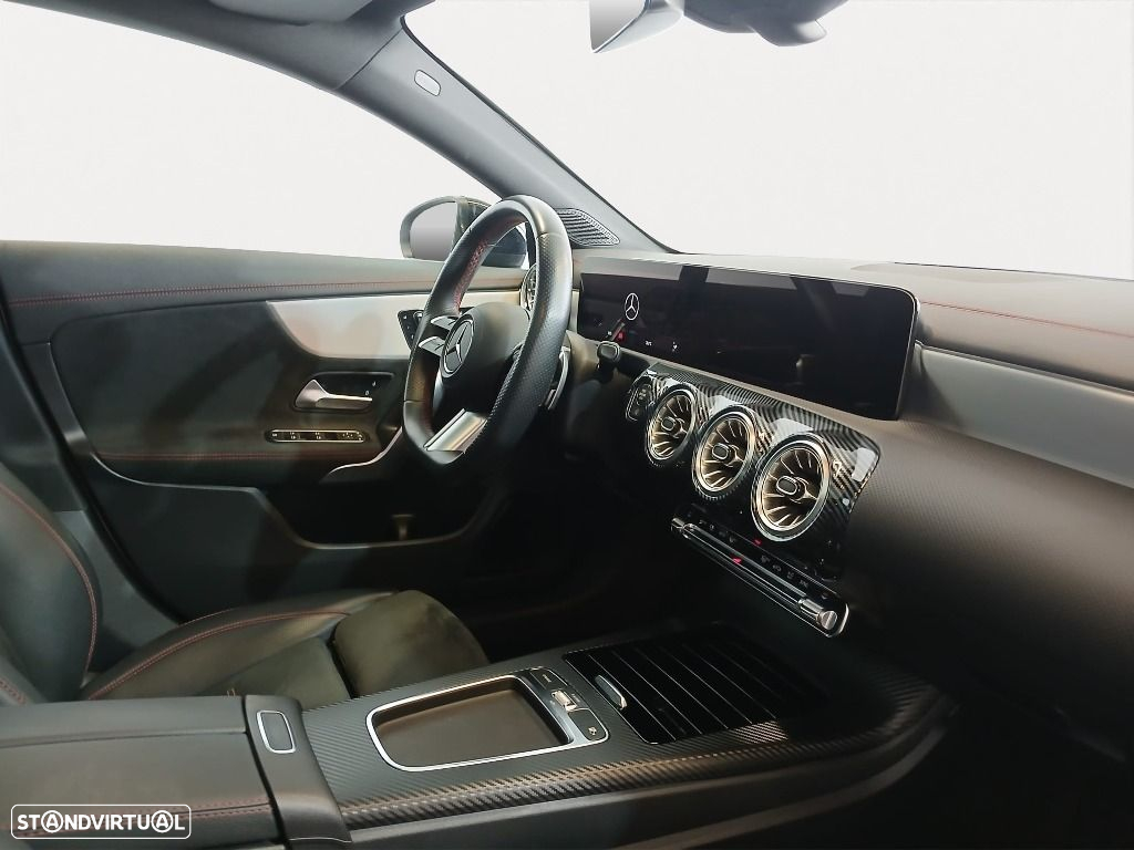 Mercedes-Benz CLA 180 d Shooting Brake AMG Line Aut. - 11