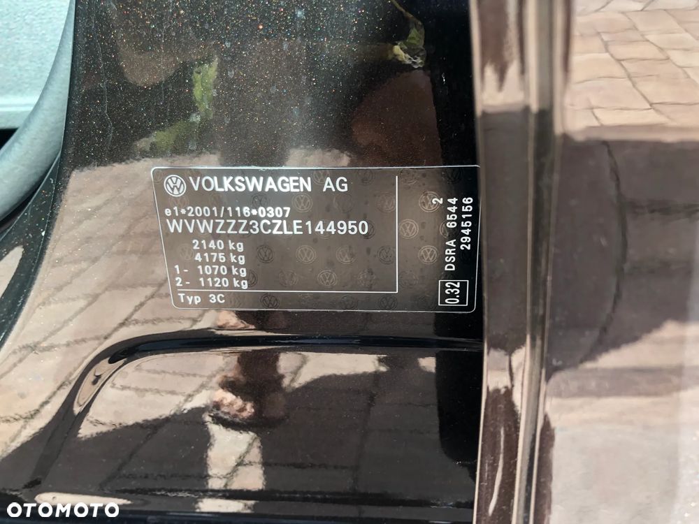 Volkswagen Passat 2.0 TDI SCR Comfortline - 17
