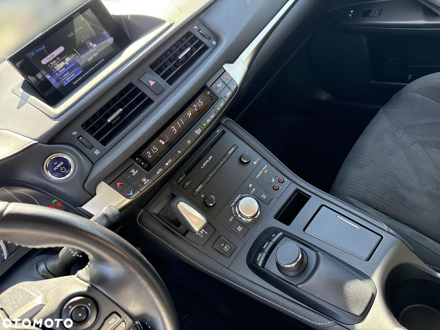Lexus CT - 23